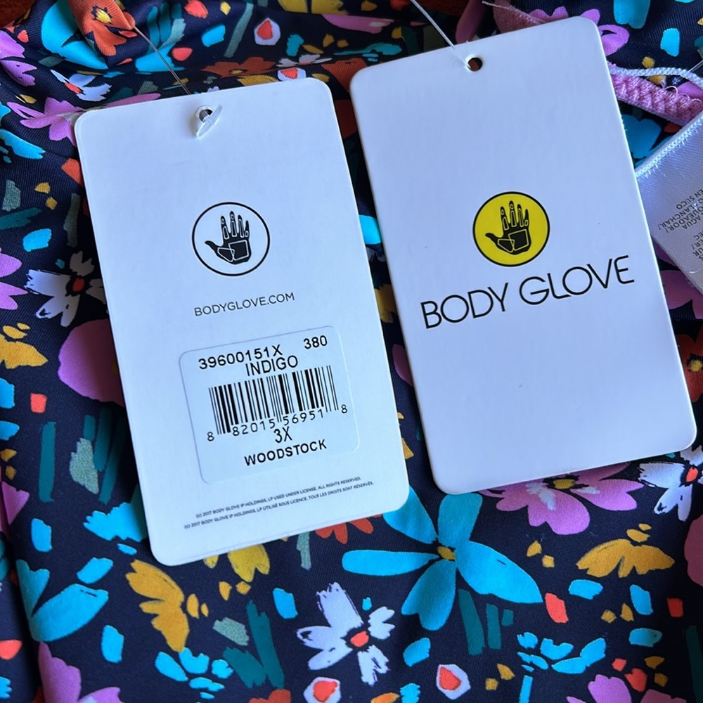 Body Glove, Women’s Size 3X Woodstock Floral 2 Piece Bikini - Picture 7 of 10
